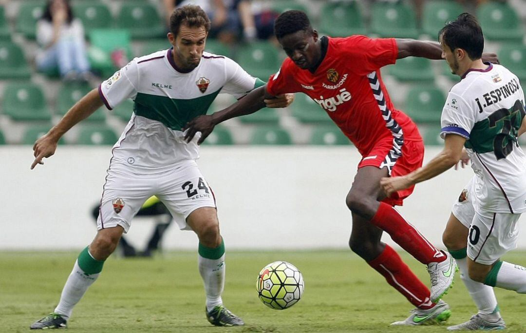 Moussa en su etapa en el Nàstic.