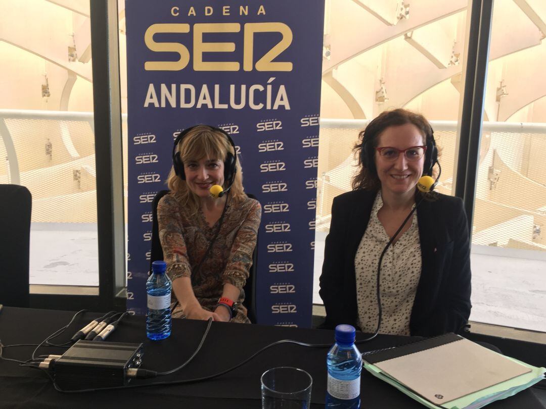 Carmen Castilla y Nuria López hablan del Primero de Mayo en una edición especial de la Ventana Andalucía desde el Mirador de las Setas de La Encarnación (Sevilla)