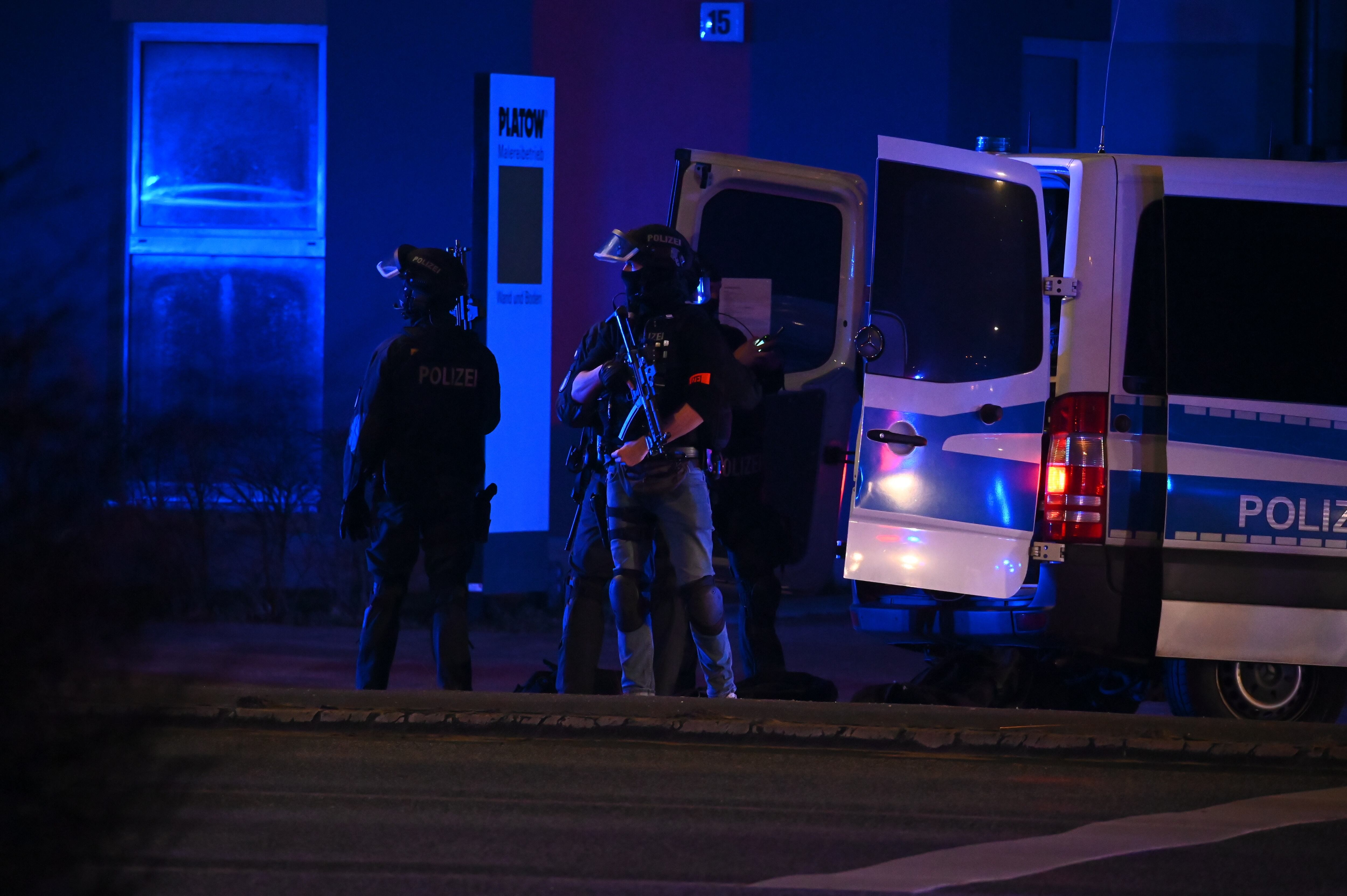 Imagen del dispositivo policial tras el tiroteo en Hamburgo