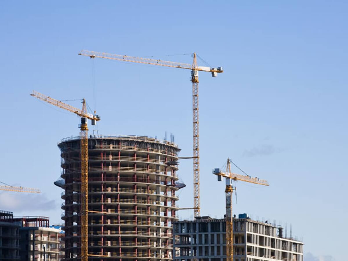 El Gobierno ampliará el permiso de residencia por la compra de pisos de 160.000 euros