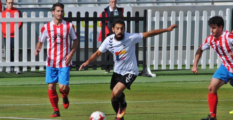 Carlos Bravo durante un partido