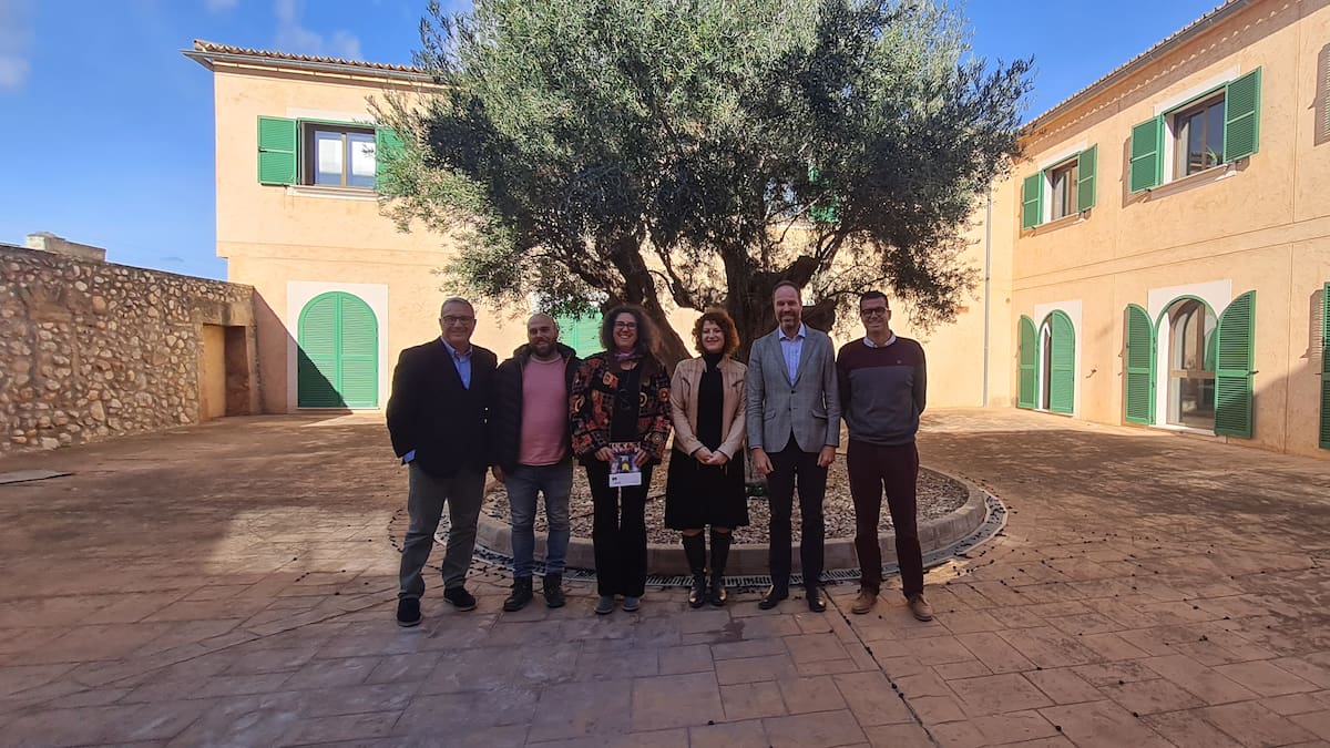 Tirme rennueva su convenio de colaboración con la Fundació Deixalles