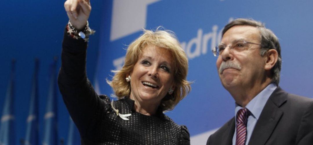 José Folgado junto a Esperanza Aguirre en un acto del PP en Madrid