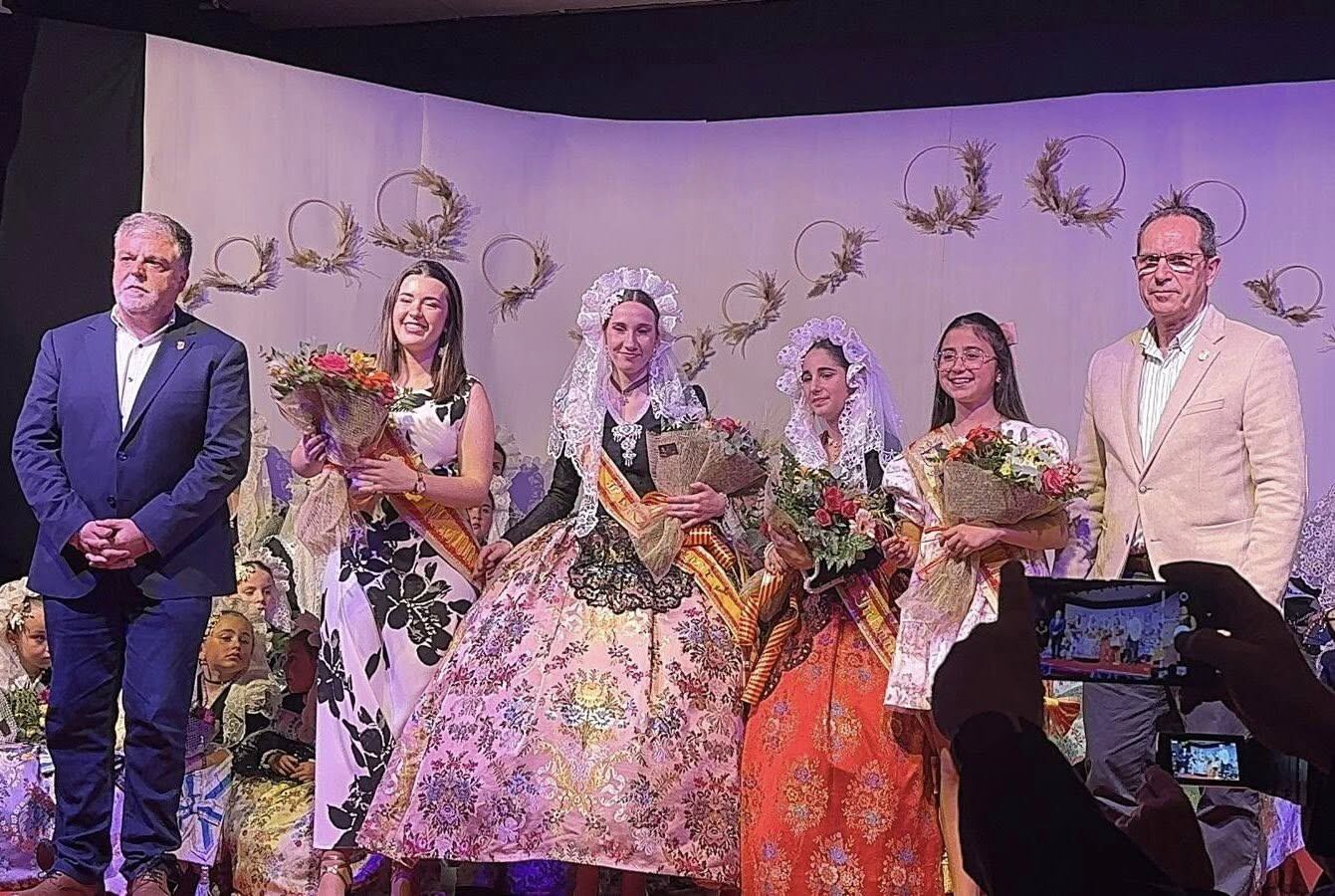 Presentación Reinas de fiestas en La Encina