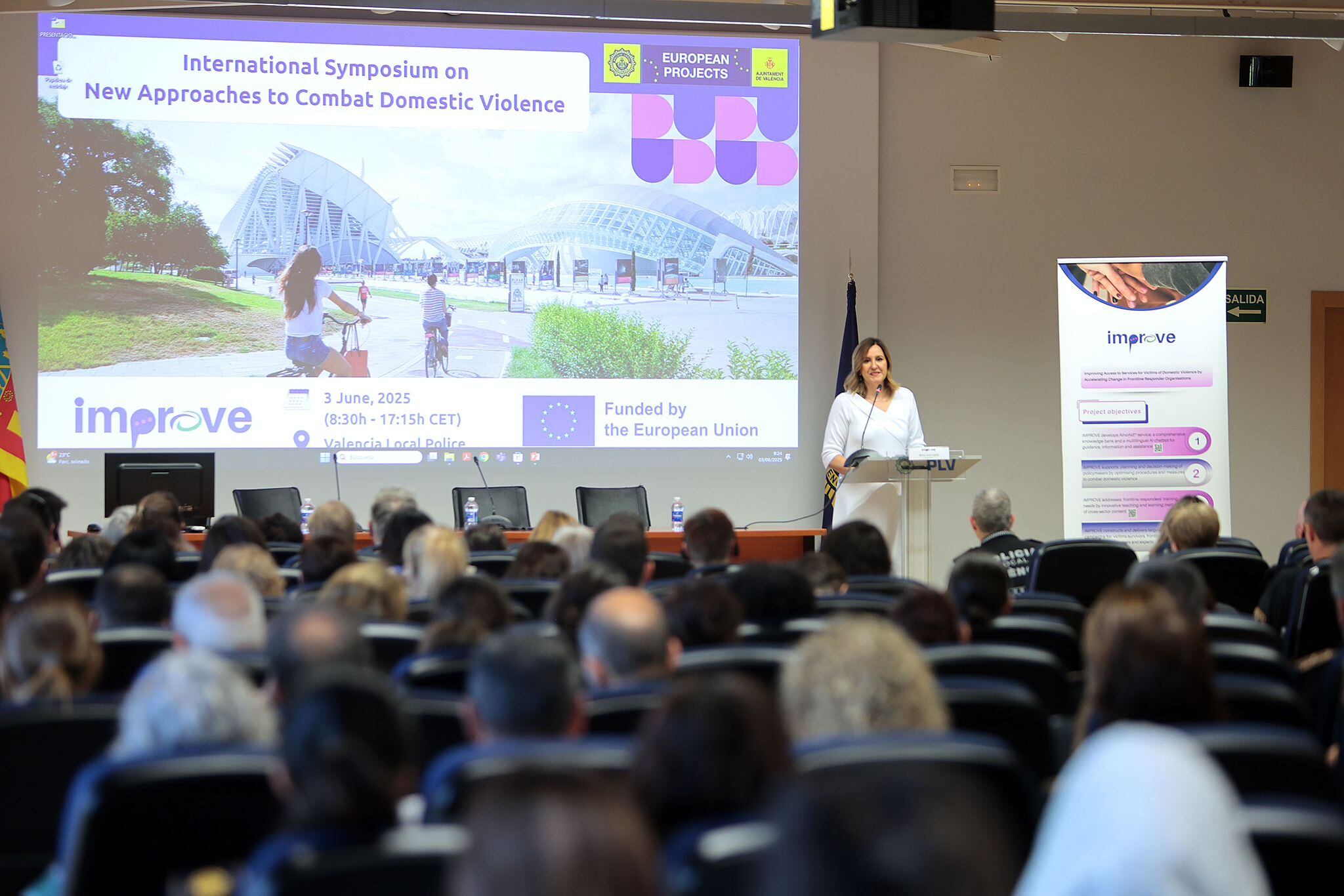 Expertos de 17 países buscan en València nuevas estrategias para combatir la violencia de género