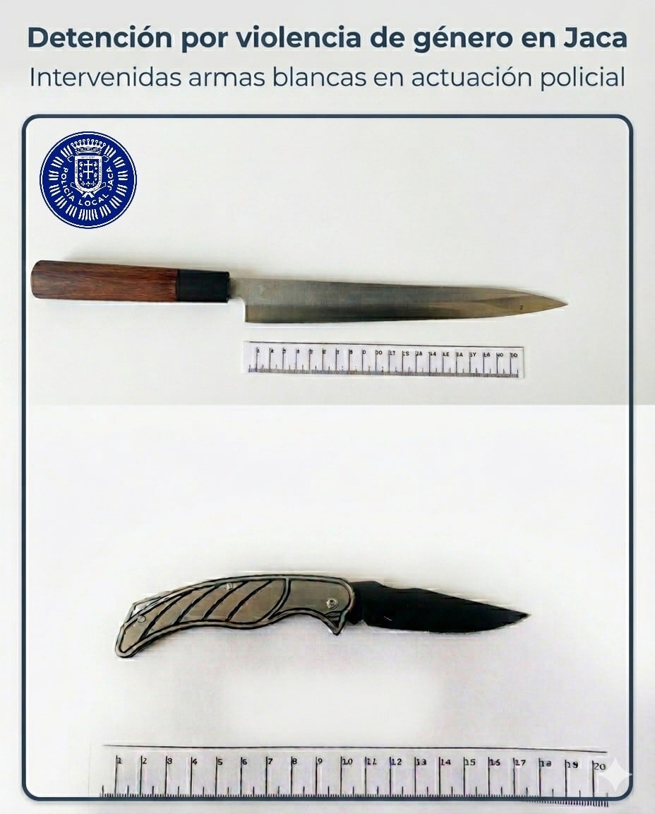 Durante la intervención se le intervinieron varios objetos, entre ellos un arma blanca