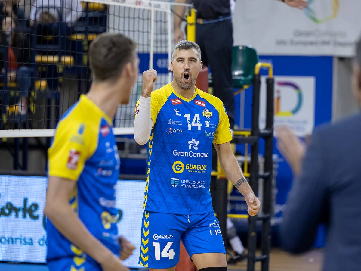 El CV Guaguas recupera la alegría y sigue al mando de la liga