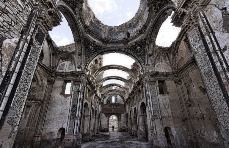 Iglesia del Convento de San Agustín, en el pueblo viejo de Belchite (Zaragoza), destruido y abandonado en la Guerra Civil, uno de los destinos recomendados por Homeaway para el turismo de Halloween