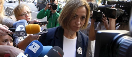 Carme Chacón llega a la reunión de la Ejecutiva Federal del PSOE para analizar la derrota del 22-M