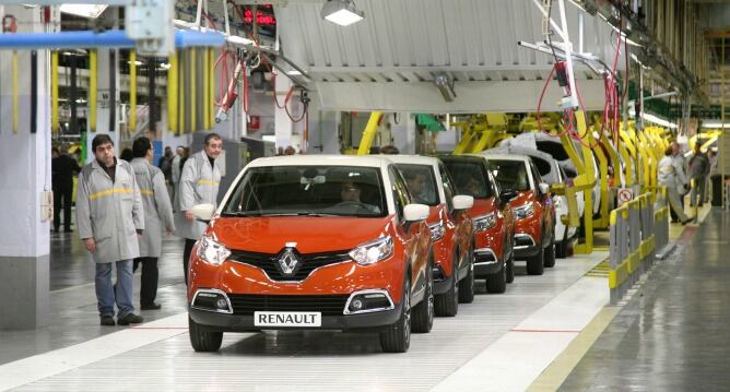 Salida de las cadenas de producción de la fábrica de Valladolid de las nuevas unidades del Captur