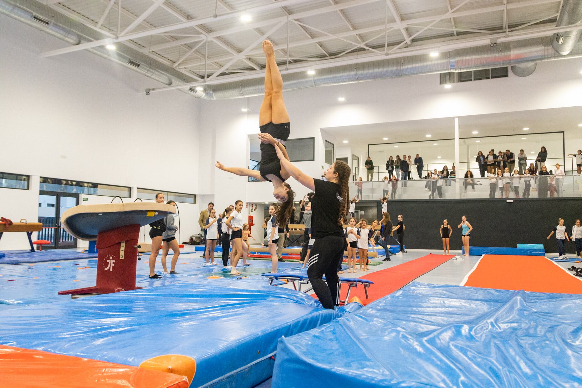 Las gimnasia rítmica y artística cuenta con un espacio propio en el Pabellón El Pinar de Tres Cantos