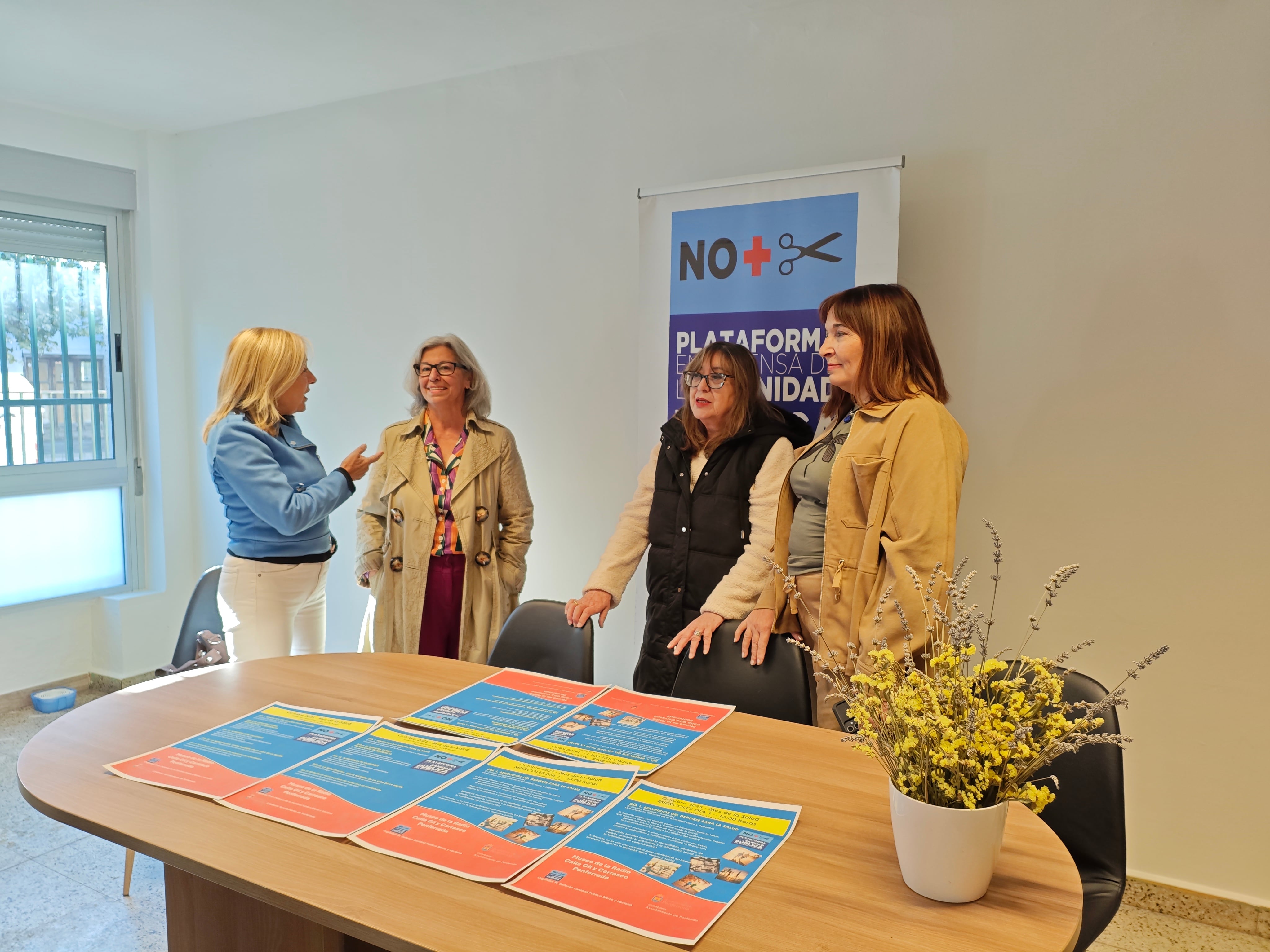 Miembros de la dirección de la Plataforma Sanitaria del Bierzo y Laciana