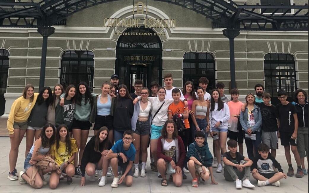 El Ski Club Aspe y el SCI Club Bal Biois de Italia están realizando una concentración en Jaca y alrededores