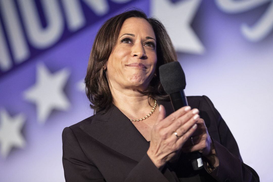 La candidata a la vicepresidencia de EEUU por el Partido Demócrata, Kamala Harris.