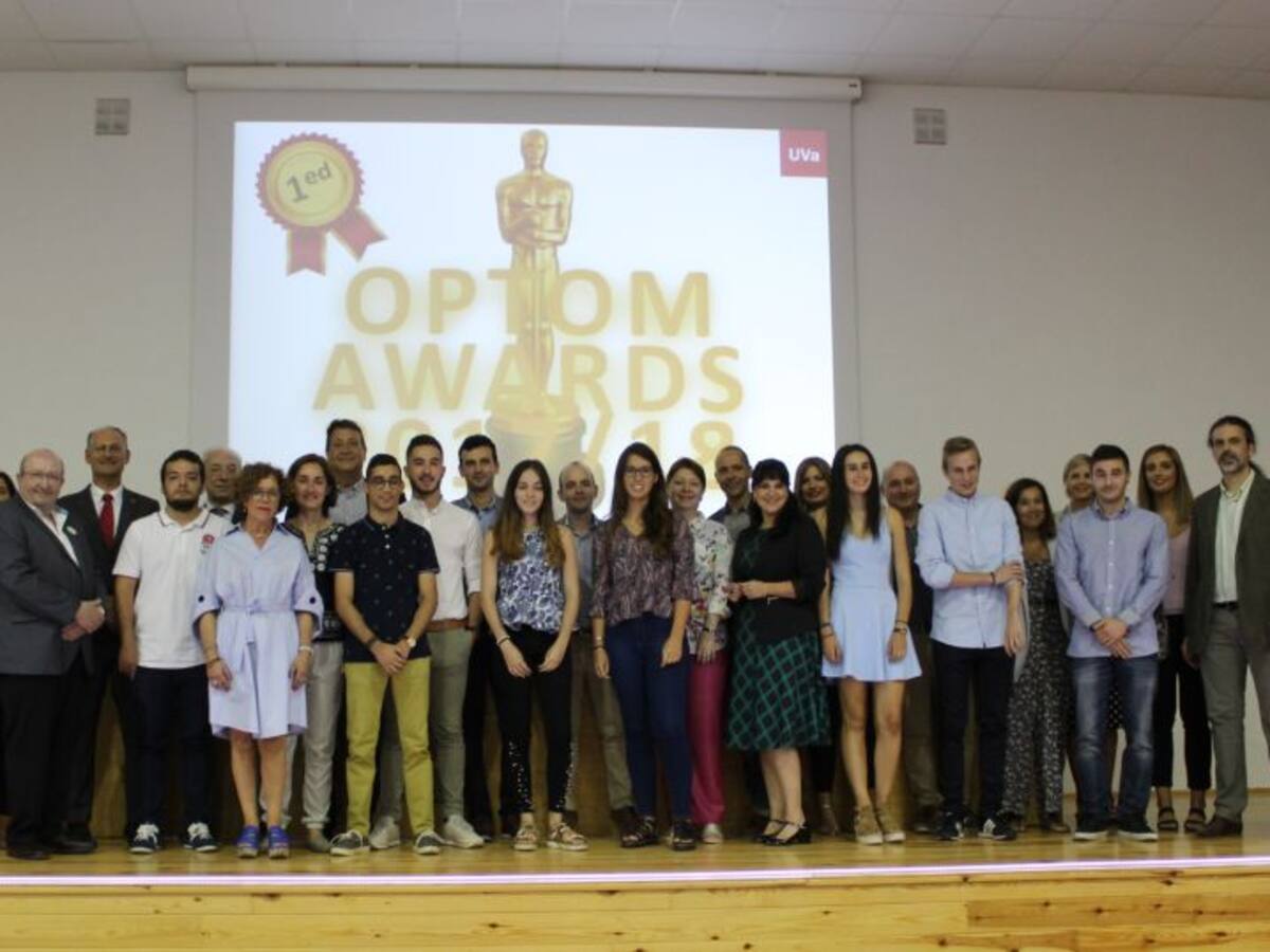 El estudiante palentino Alberto Pérez Rubio premio 'Ignacio Ferreira' de Óptica