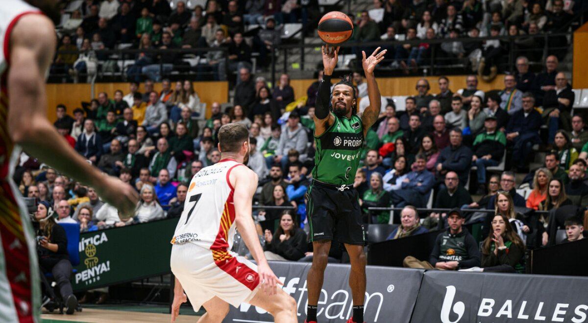 Shannon Evans, en un partit d'aquesta temporada amb la Penya