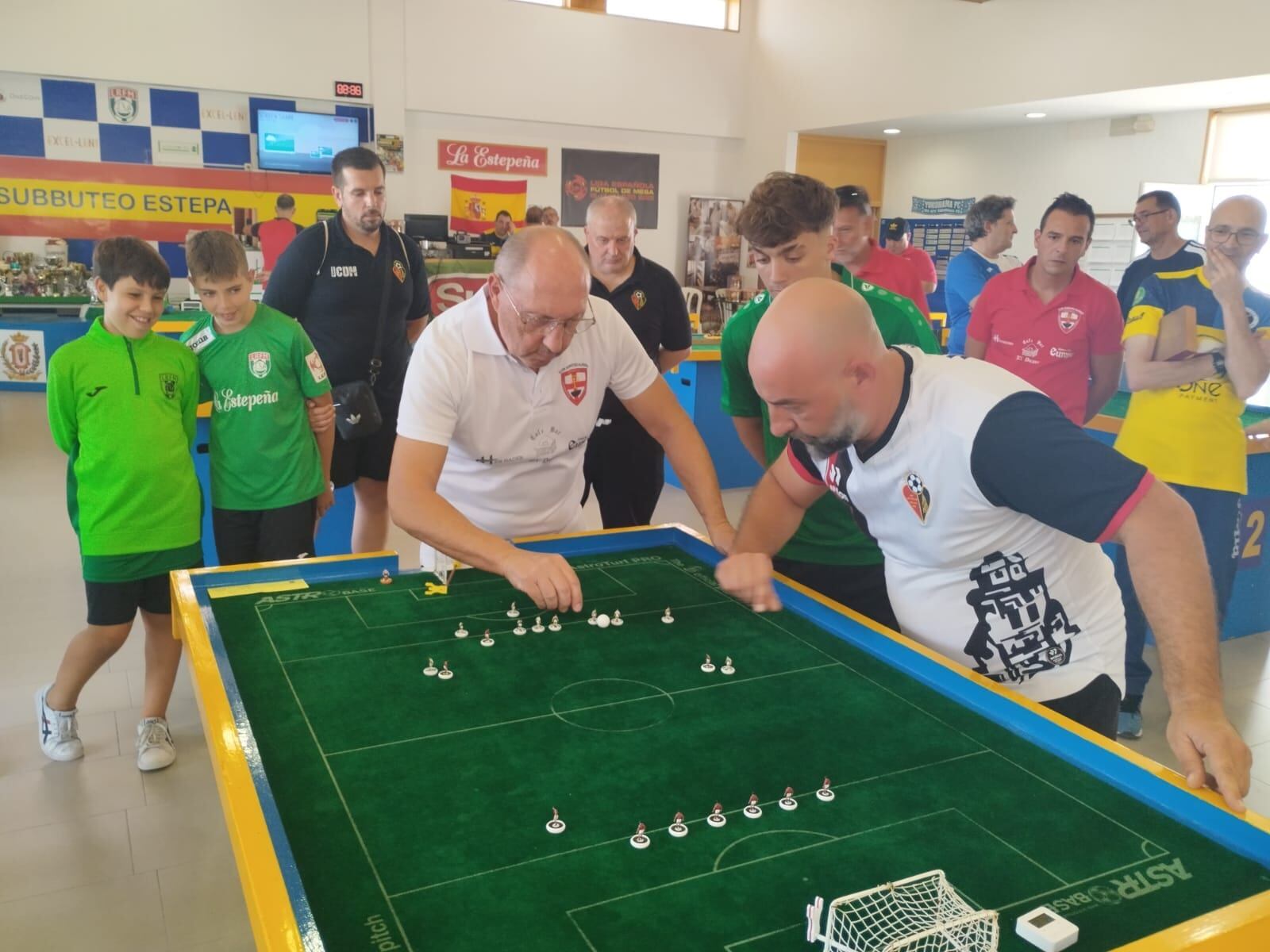 Fútbol mesa en estado puro.