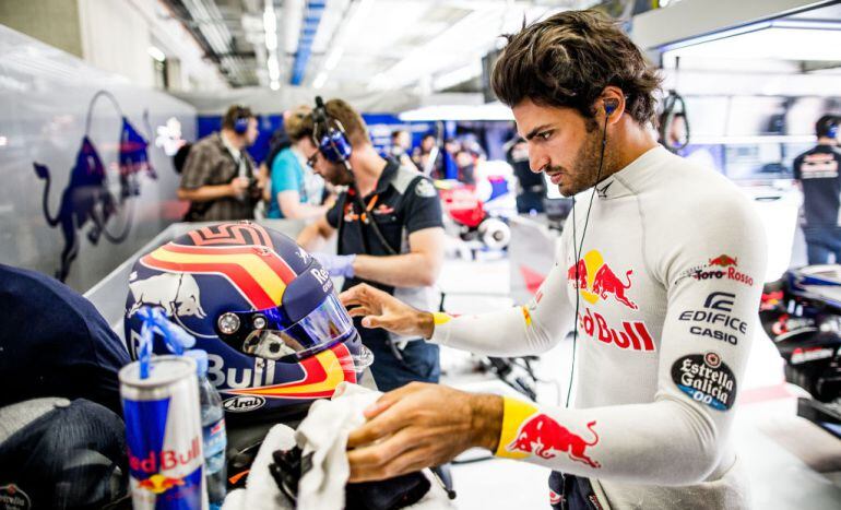 Carlos Sainz, durante un Gran Premio 