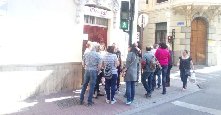 Imagen de una de las protestas los pacientes de iDental de Albacete