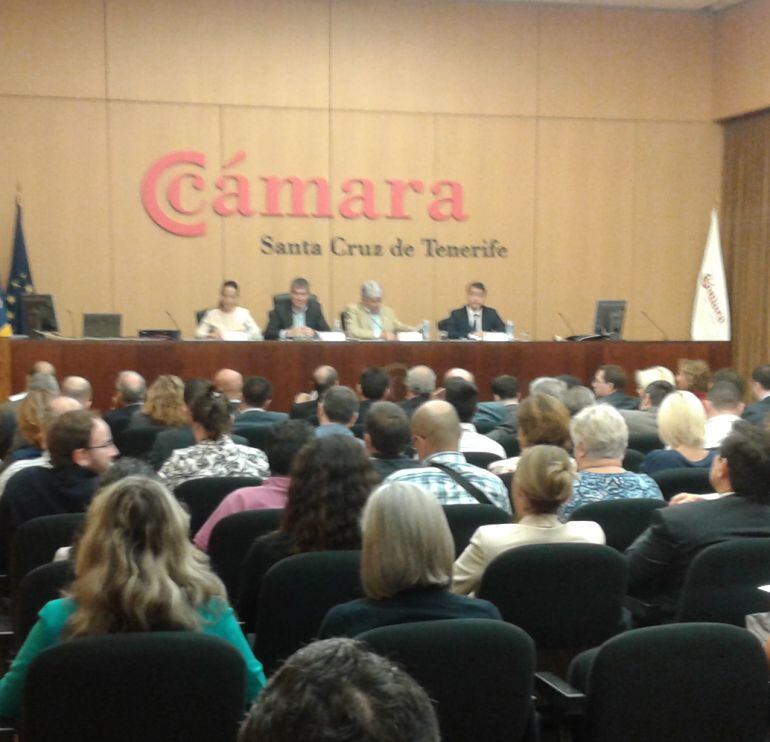 Acto inaugural del Foro 'Claves para emprender con éxito', con motivo del XX Aniversario del Servicio de Creación de Empresas de la Cámara de Comercio