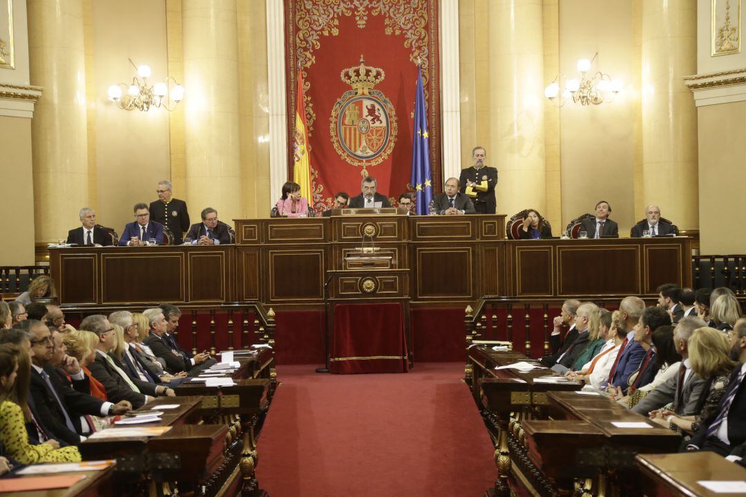 Un momento durante la constitución del Senado