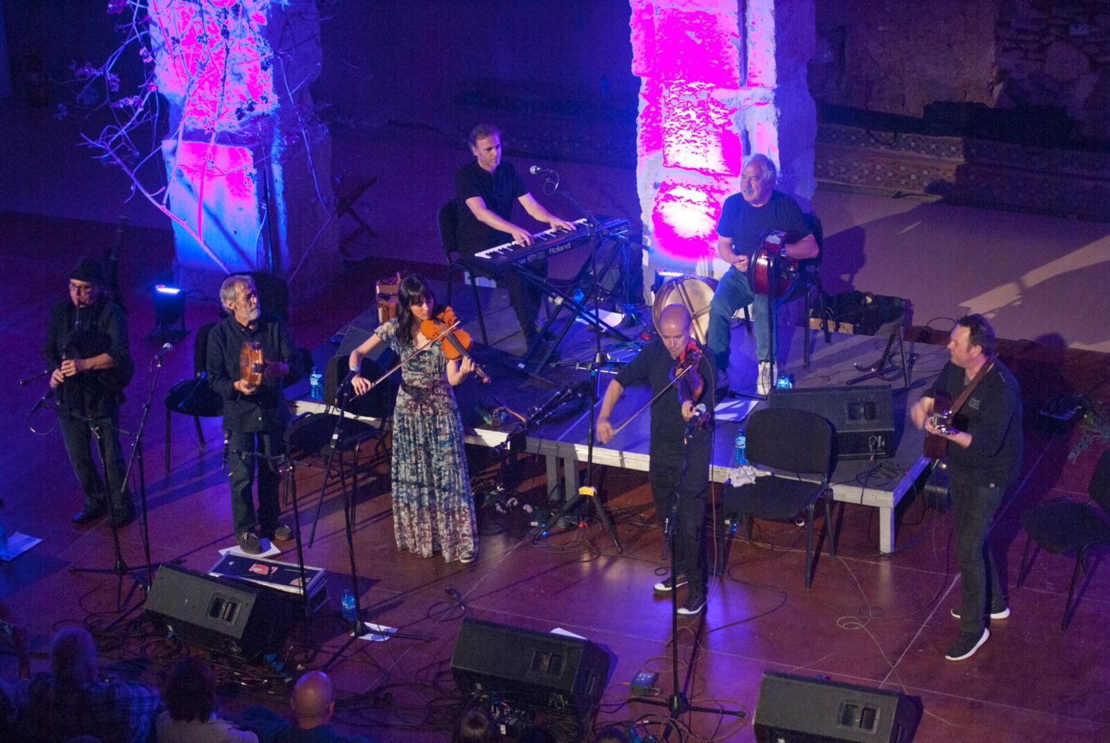 Milladoiro en el escenario del Palacio Ducal.