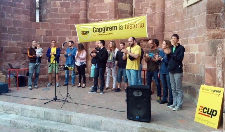 Regidors i membres de la CUP a Alcover el dia de les eleccions.