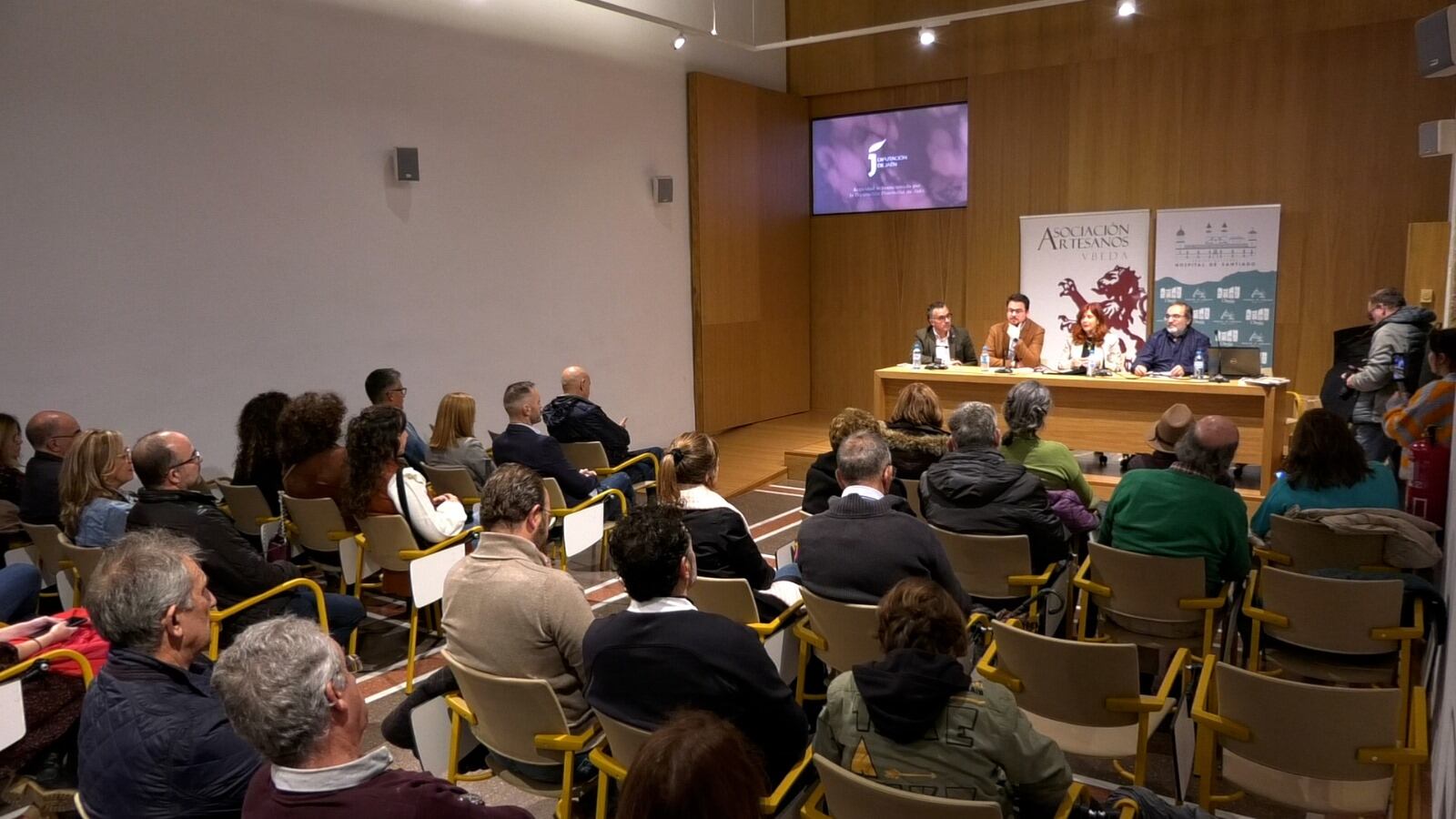 La Asociación de Artesanos de Úbeda ya cuenta con un nuevo material promocional