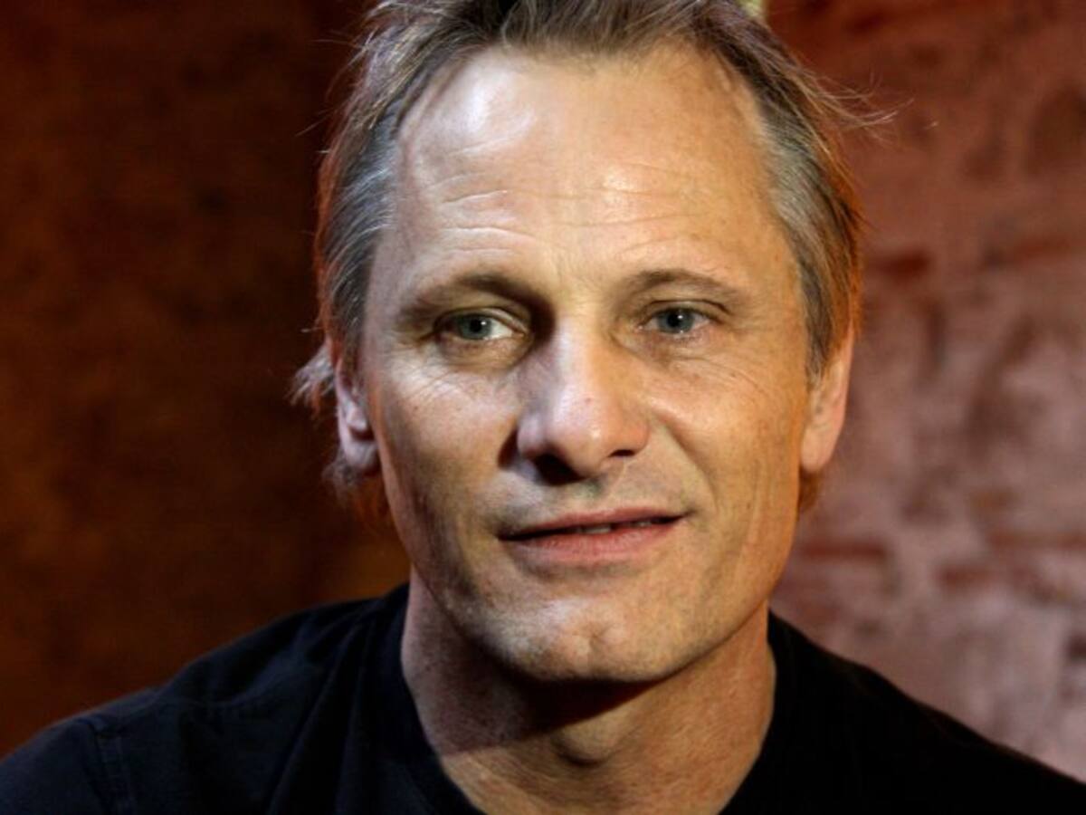 Poesia melancòlica i solidària de Viggo Mortensen