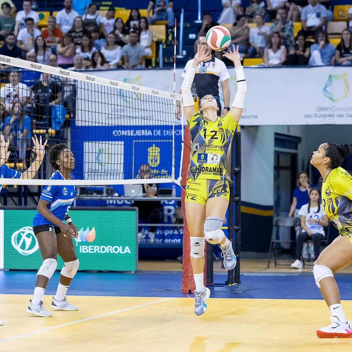 María Alejandra Álvarez del Burgo seguirá dirigiendo la sala de máquinas del CV Hidramar Gran Canaria