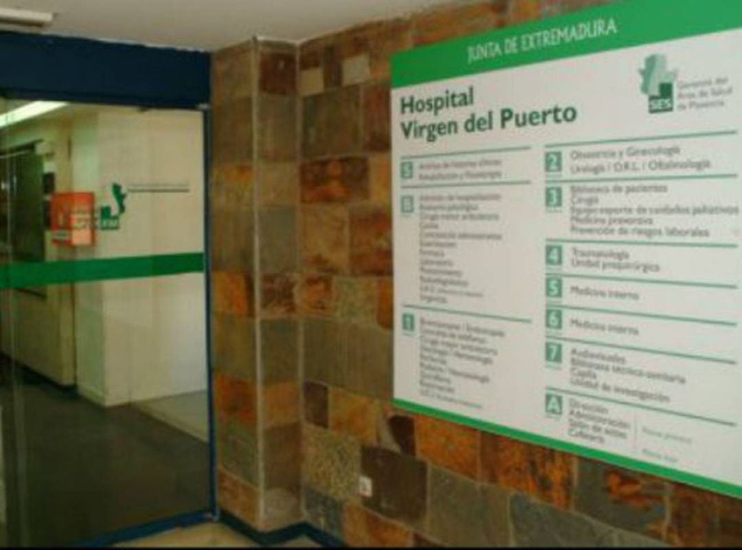 Acceso del Hospital Virgen del Puerto de Plasencia