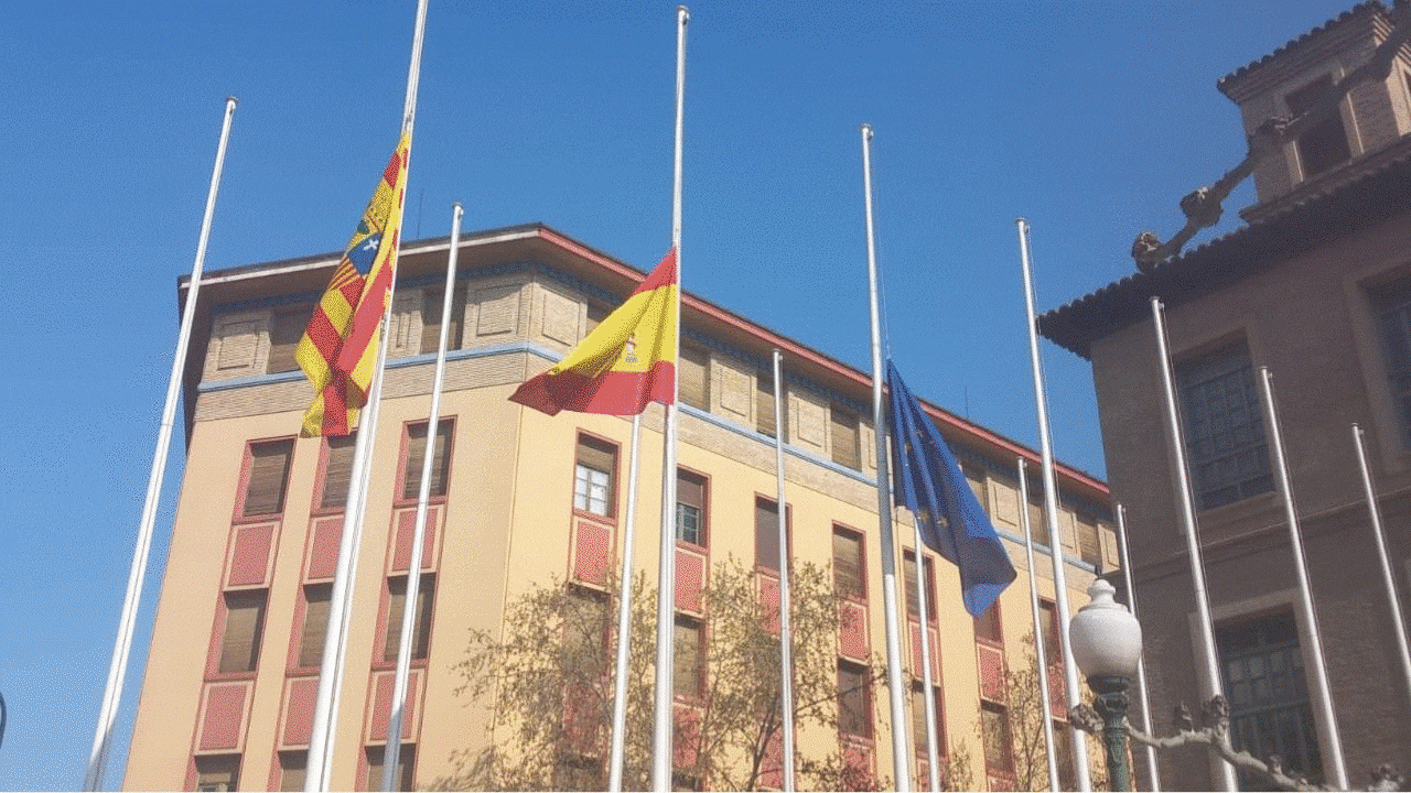 Concentraciones y minutos de silencio por el asesinato machista de Silvia en Zaragoza