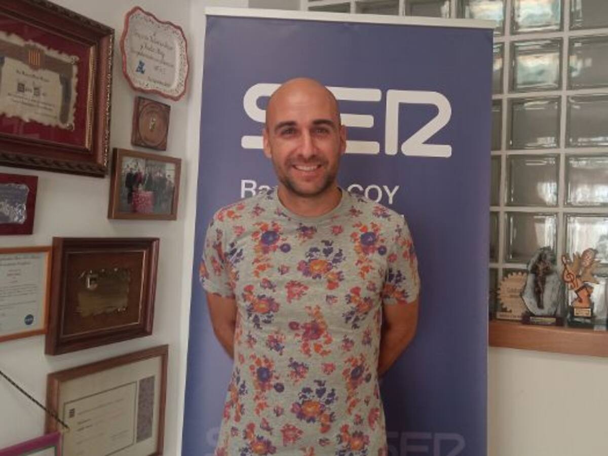 Rubén Porras: "Los padres tienen que entender que los árbitros, como sus hijos, se están enseñando"