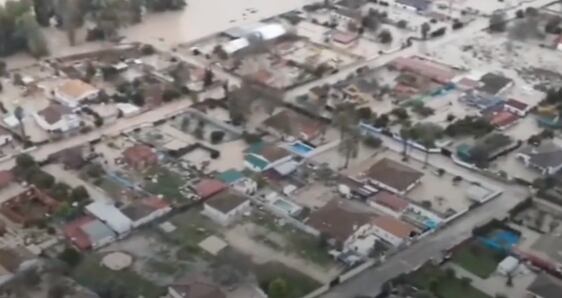 Parcelaciones del entorno del Aeropuerto de Córdoba anegadas por el agua tras el paso de la borrasca Leonardo