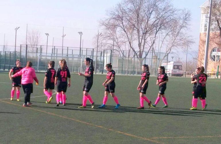 El Elda Promesas Femenino camina con paso firme y acaricia el ascenso