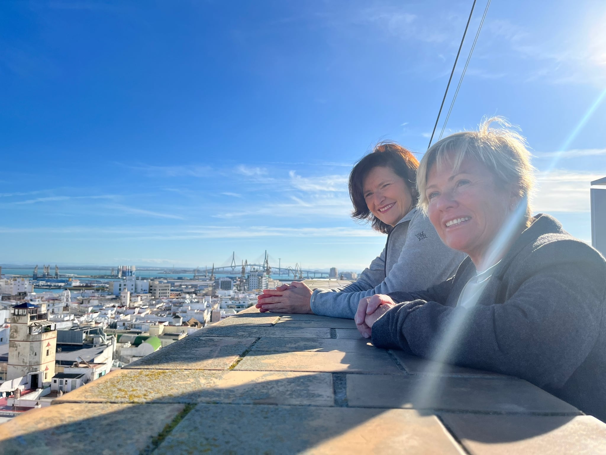 Marta Garat y Belén González Dorao, en la Torre Tavira