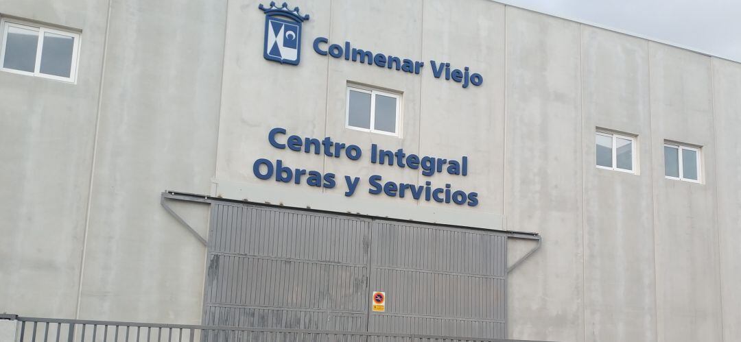 Nave de Obras y Servicios