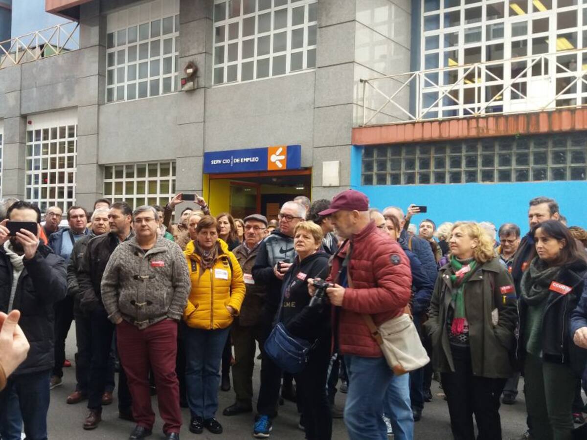 CCOO clama contra el abandono de la Casa Sindical