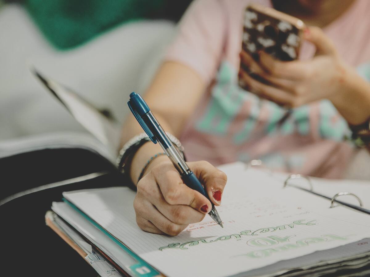 Enfermería, la carrera cuya demanda más ha crecido en Euskadi en 2021