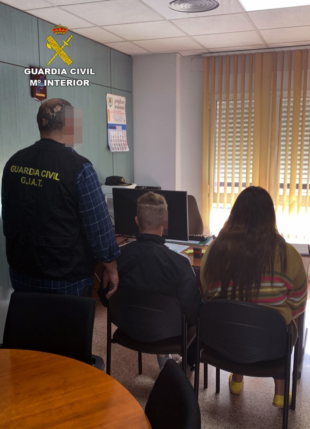 La Guardia Civil investiga a dos personas por suplantación de identidad en el examen teórico de obtención del permiso de conducir