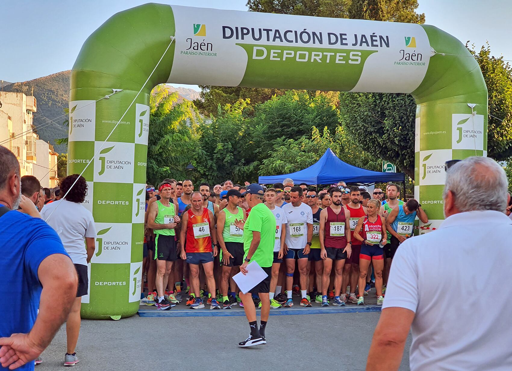 Momento de la salida de la carrera en 2022