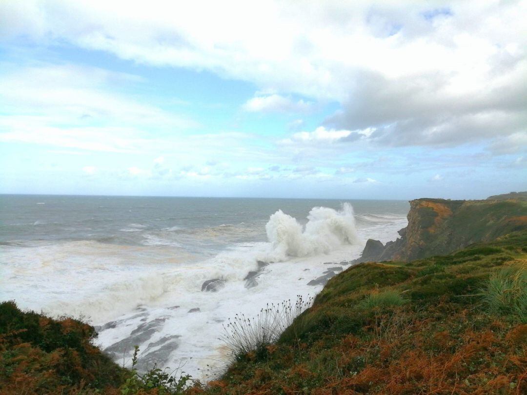 Olas en Cantabria