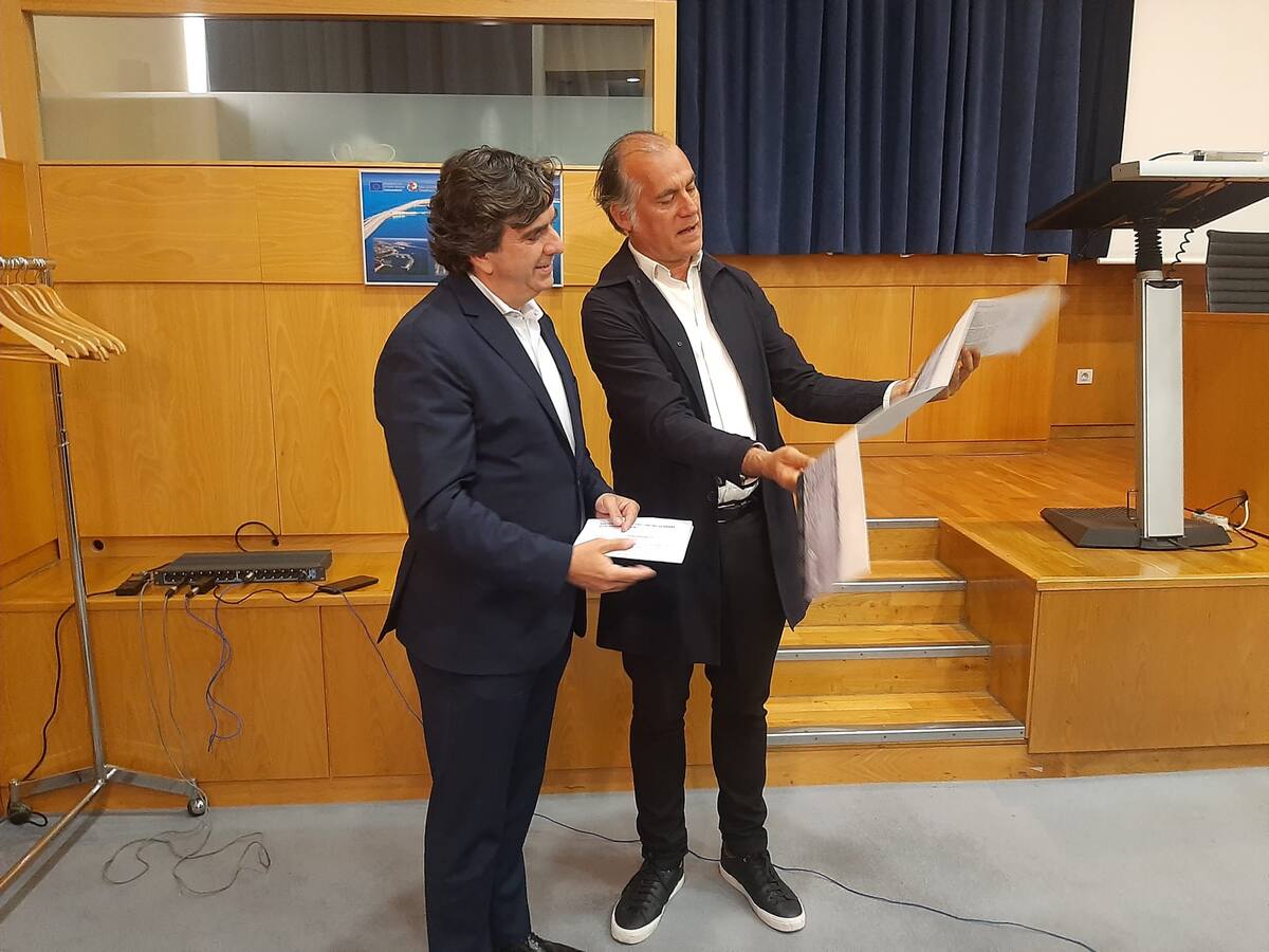 Fernández Prado: "La reestructuración de la deuda ayuda a corto plazo al puerto, aunque no es la mejor solución"