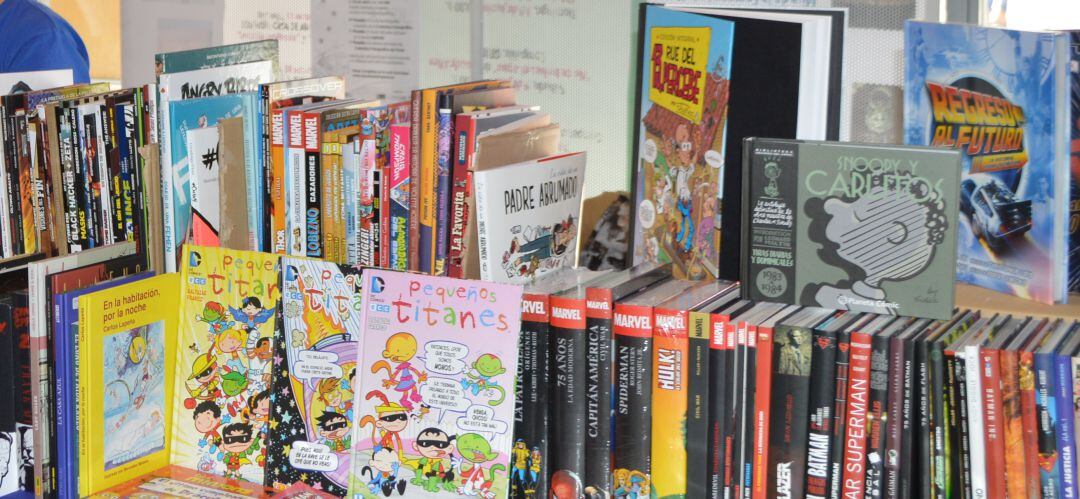 Las librerías ofrecen descuentos a sus clientes en la feria del libro