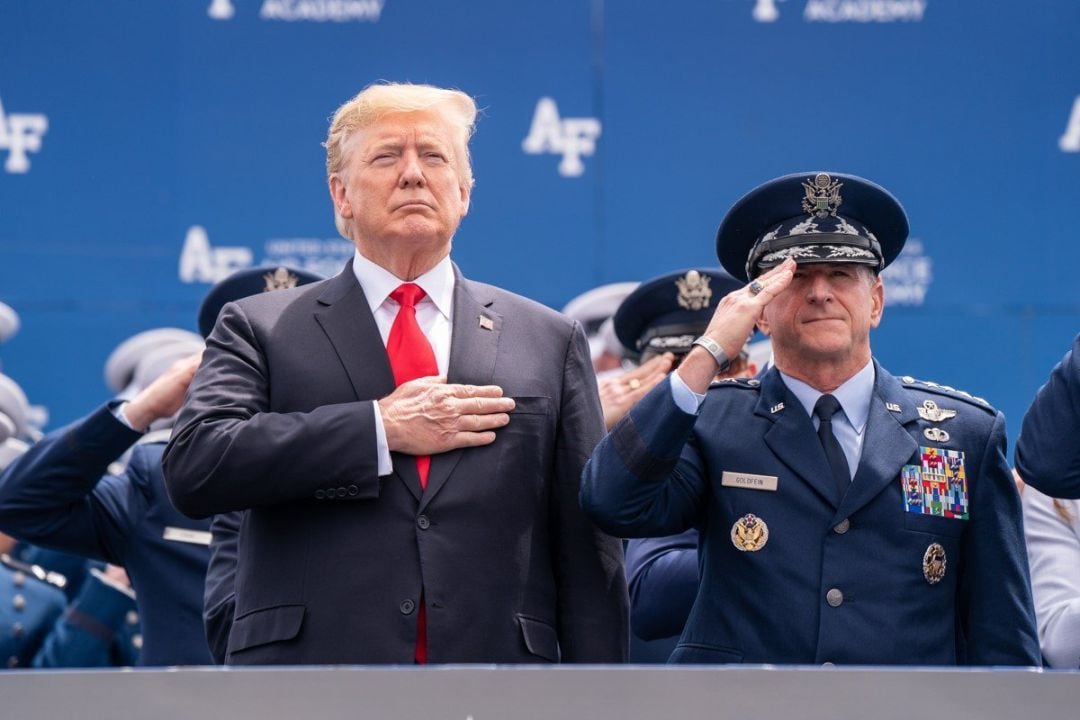 El presidente Donald J. Trump, este jueves, en la ceremonia de graduación de la Fuerza Aérea de EE.UU, en Colorado Springs.