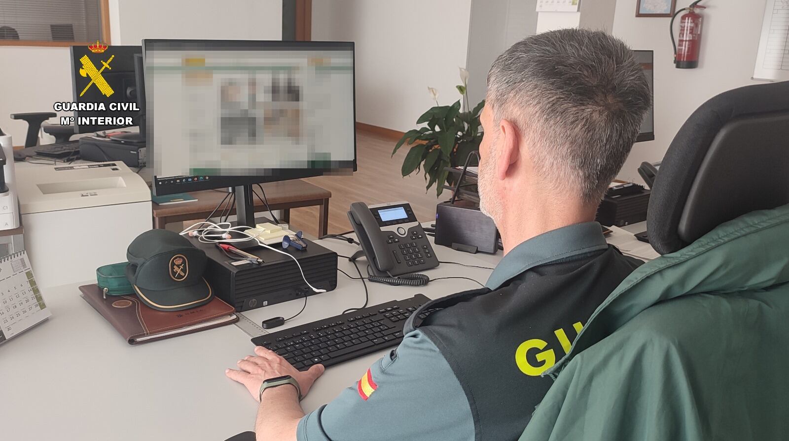 Investigado por estafar 3991€ a dos mujeres haciéndose pasar por una empresa de comercio electrónico