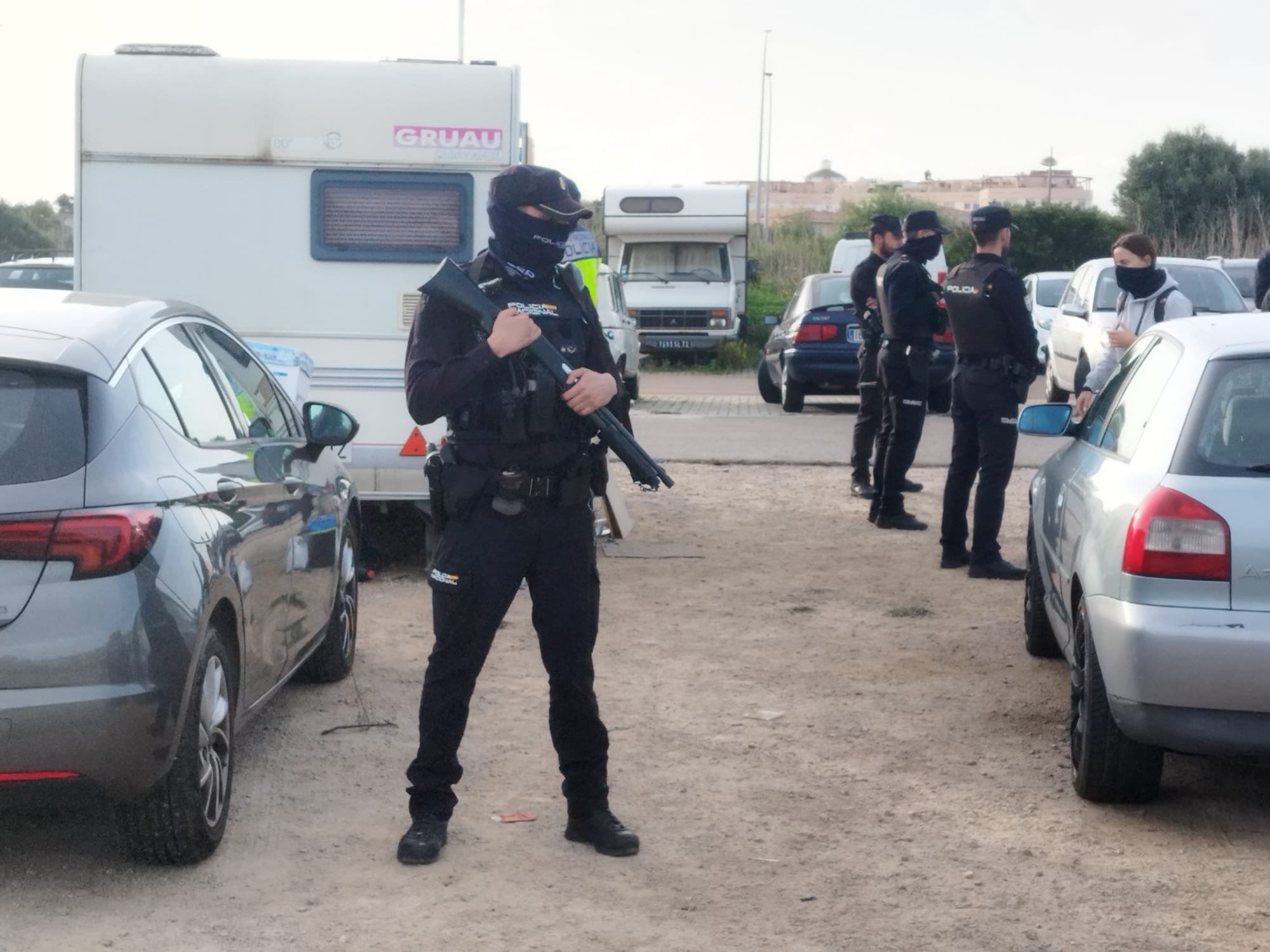 Moment d&#039;un dels registre a una caravana a Maó