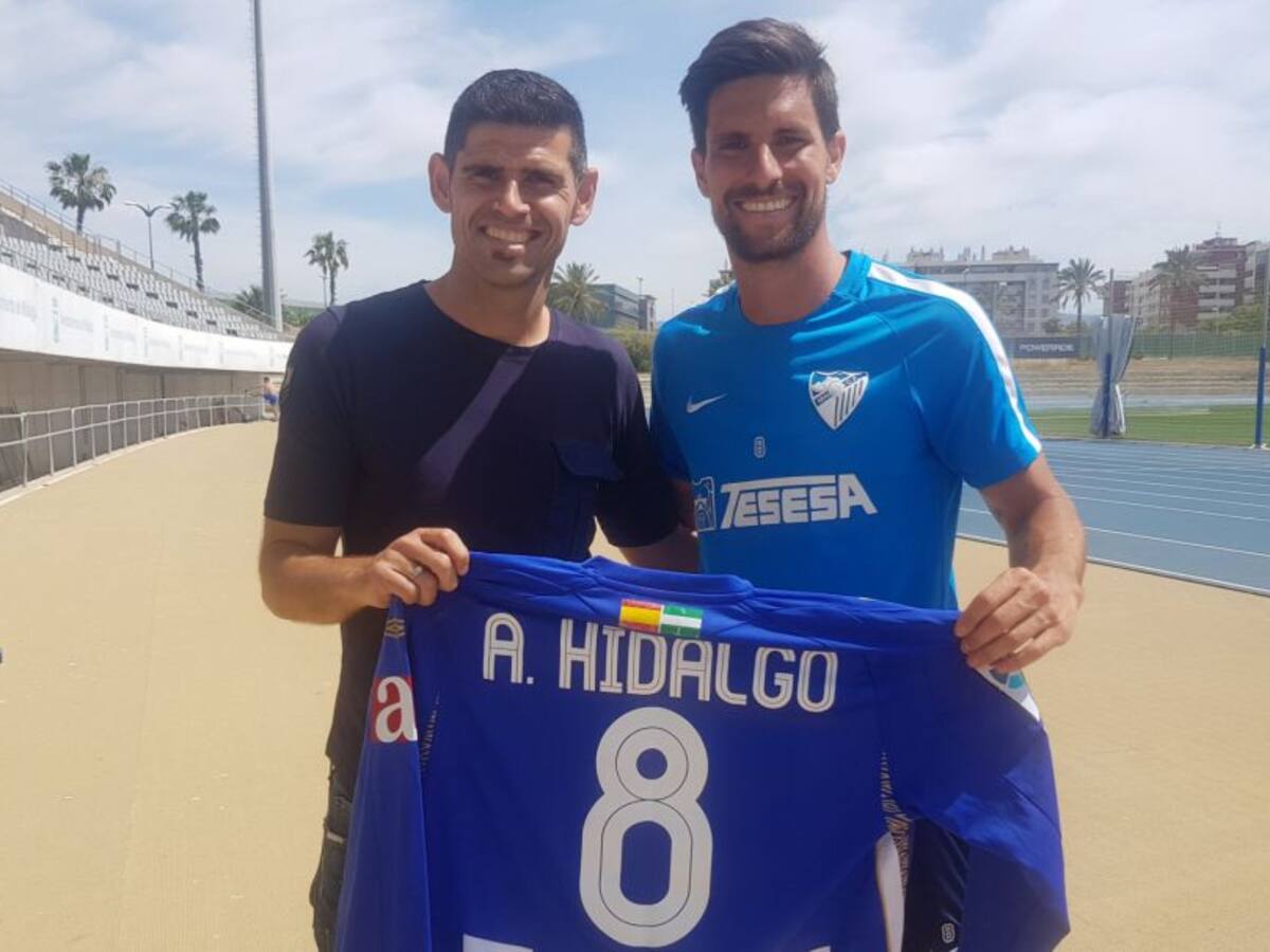Antonio Hidalgo en el entrenamiento del Málaga