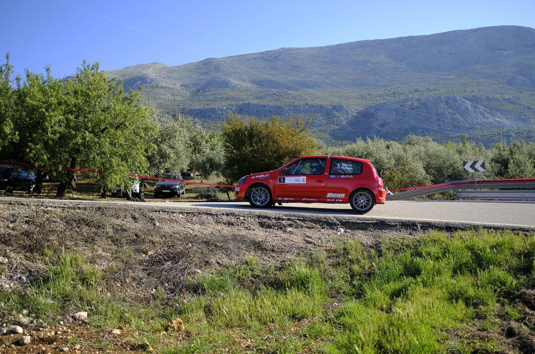 El jerezano Alberto García se hace con la victoria en el Rally-Crono de la Axarquía (Málaga)