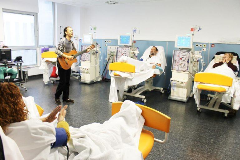 Cantante en el Hospital del Vinalopó